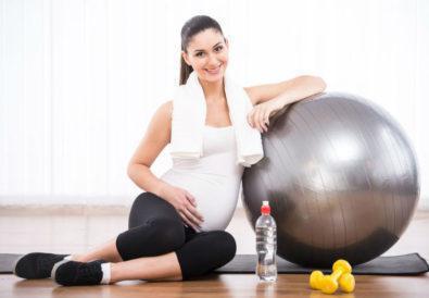 3 ερωτήματα για την άσκηση κατά την εγκυμοσύνη που απασχολούν κάθε fit μαμά