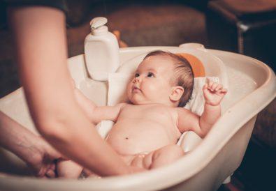 Was kann ich tun wenn mein Baby nicht baden möchte