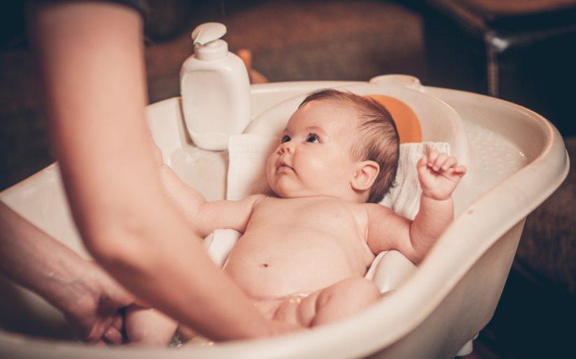 Was kann ich tun wenn mein Baby nicht baden möchte
